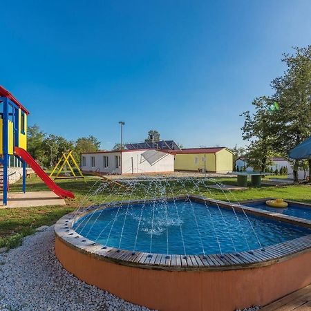 Holiday Park Village Jelovci Kringa Exterior foto