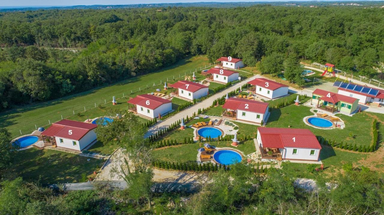 Holiday Park Village Jelovci Kringa Exterior foto
