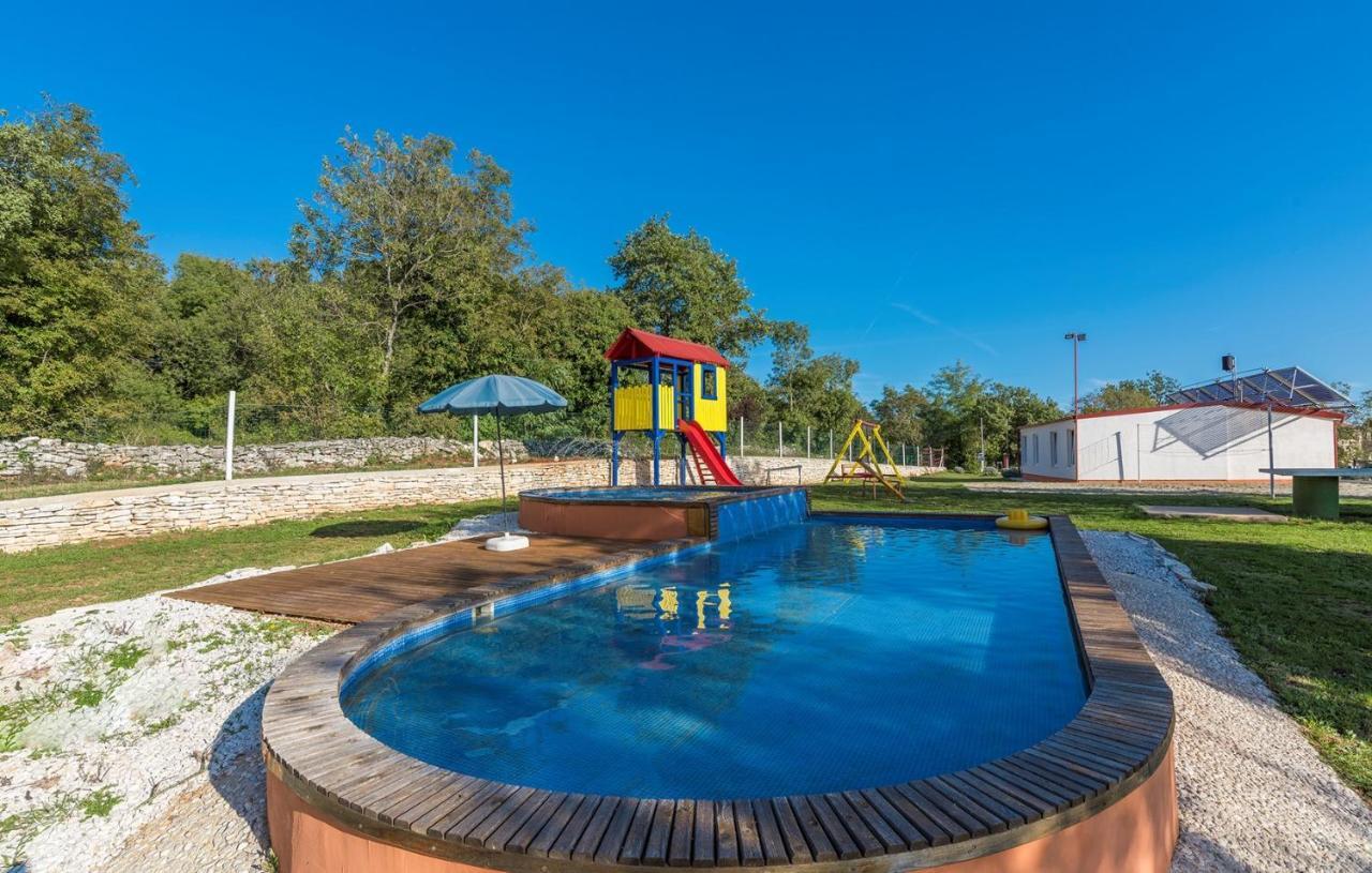 Holiday Park Village Jelovci Kringa Exterior foto